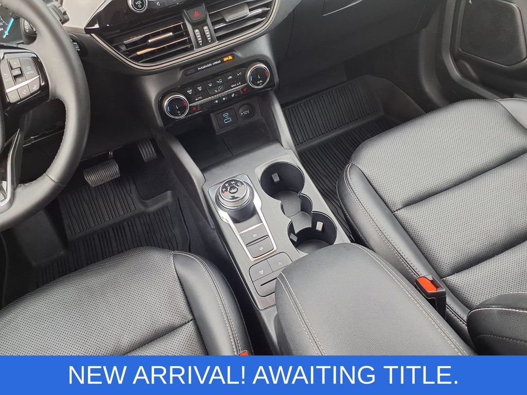 Certified 2022 Ford Escape SEL AWD/4WD image 10