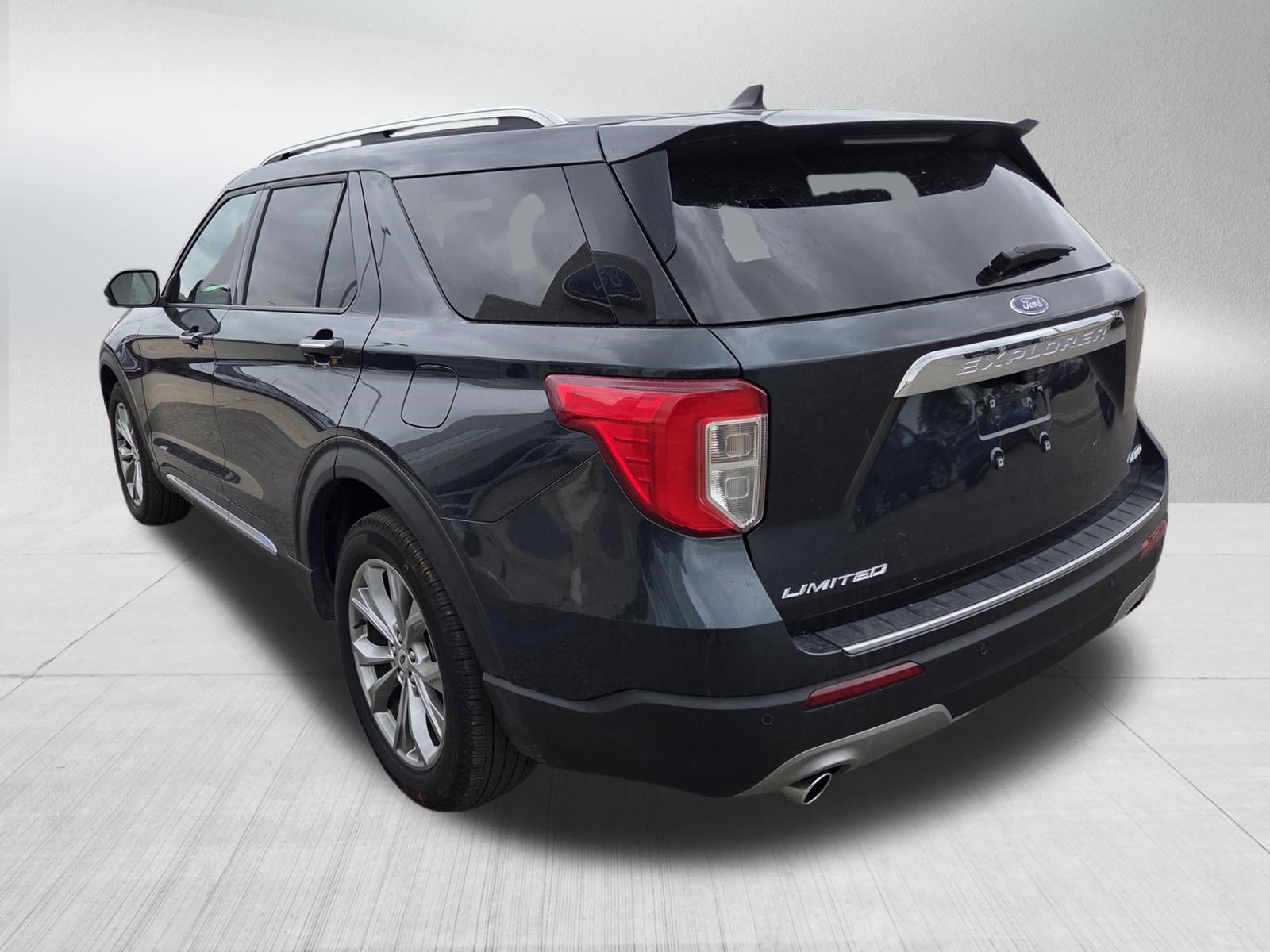 Certified 2024 Ford Explorer Limited w/ Equipment Group 301A AWD/4WD image 5