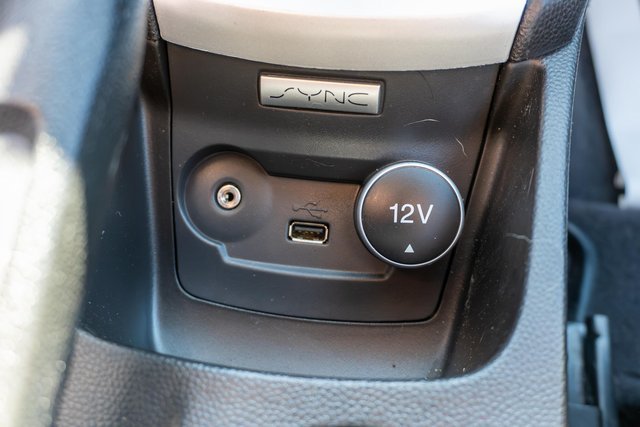 Certified 2018 Ford Fiesta SE w/ Cold Weather Package FWD image 28