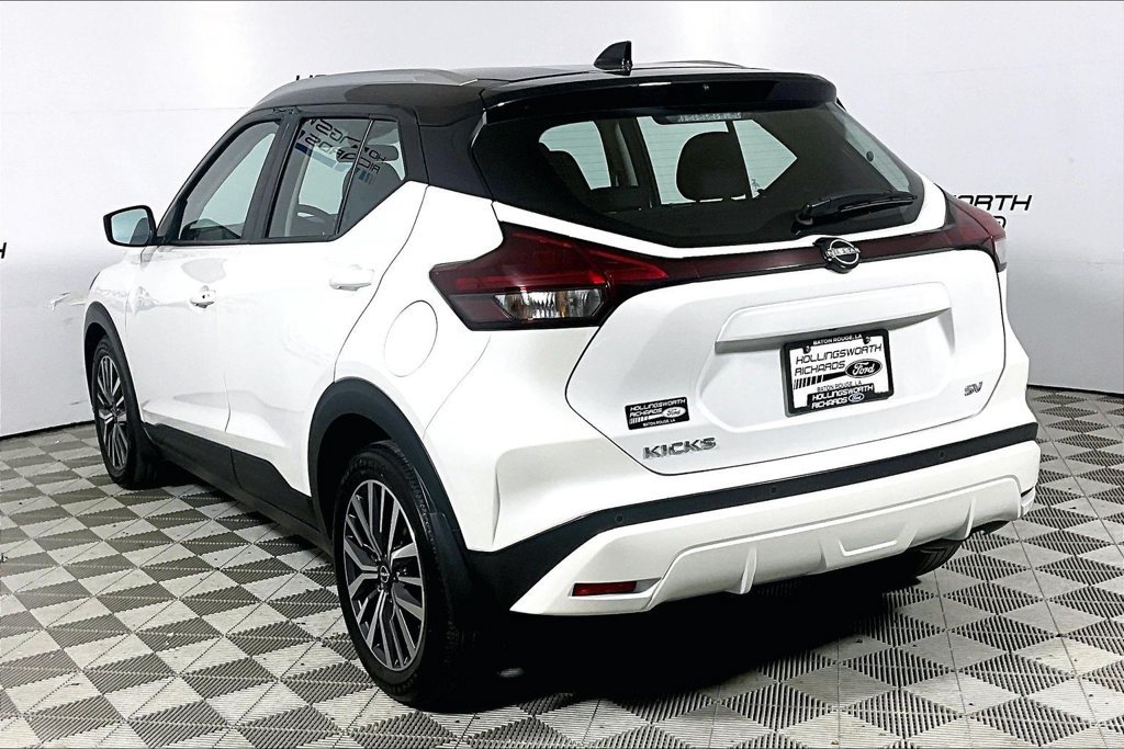 Used 2024 Nissan Kicks SV FWD image 8