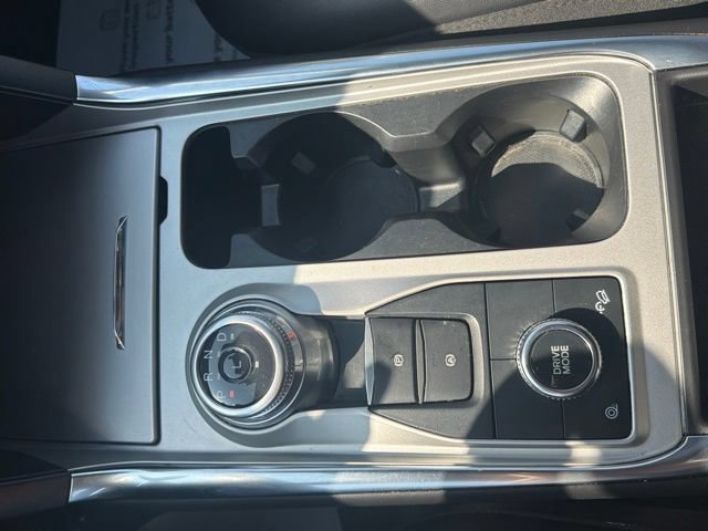 Certified 2023 Ford Explorer XLT w/ Equipment Group 202A AWD/4WD image 10