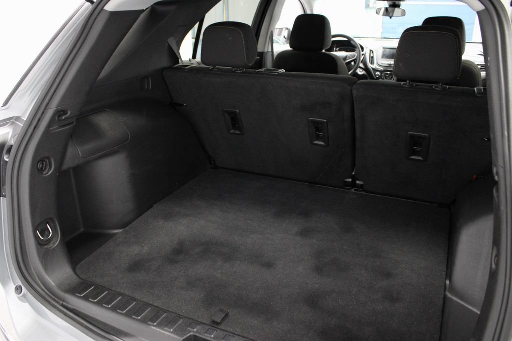 Used 2023 Chevrolet Equinox LT AWD/4WD image 12