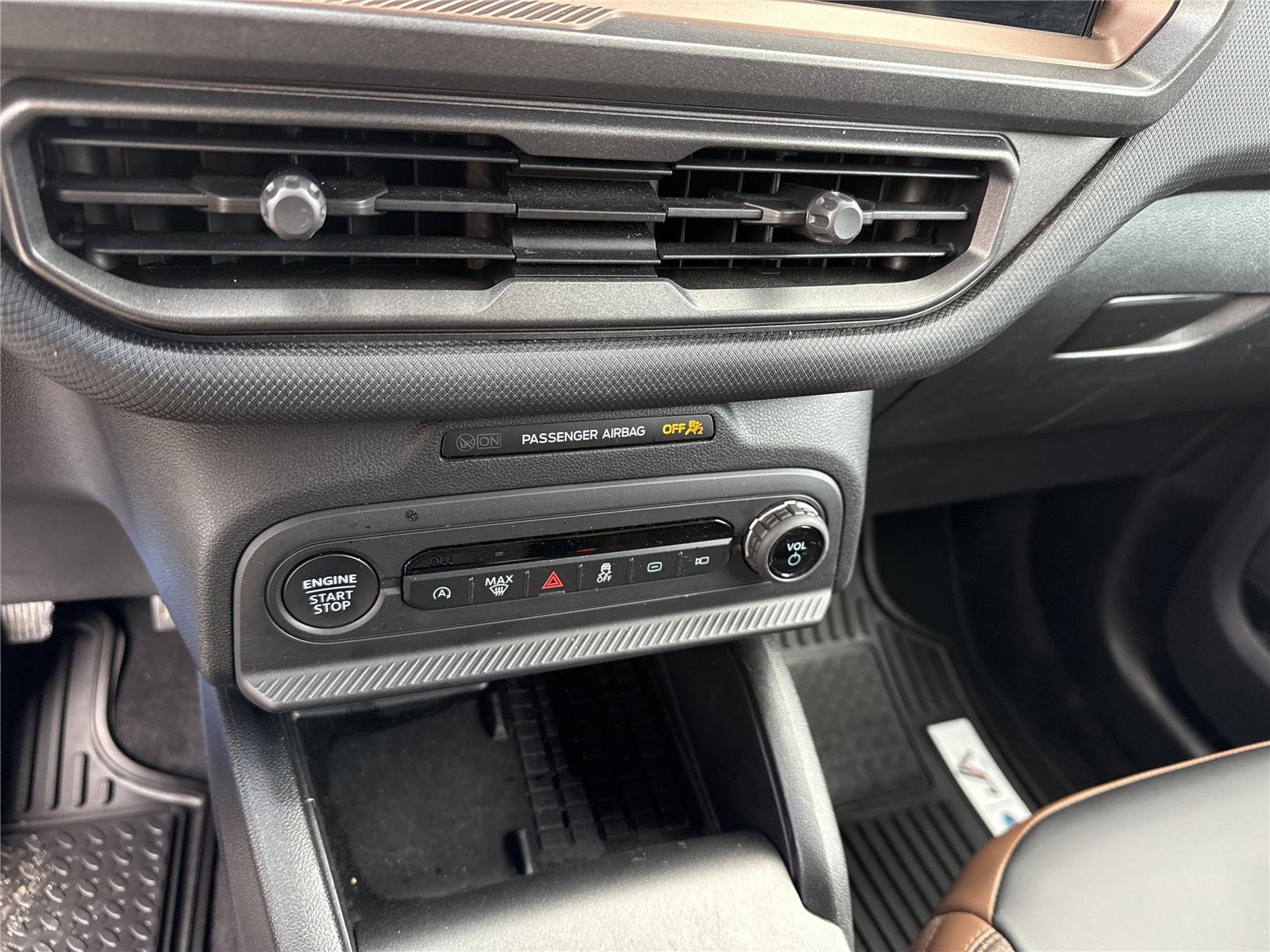 Certified 2025 Ford Bronco Sport Outer Banks image 14