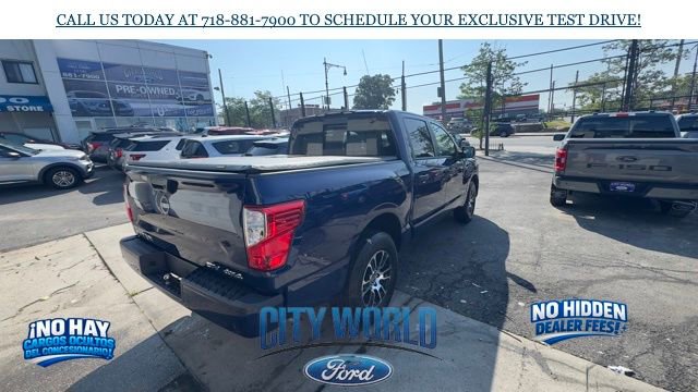 Used 2023 Nissan Titan SV AWD/4WD image 5