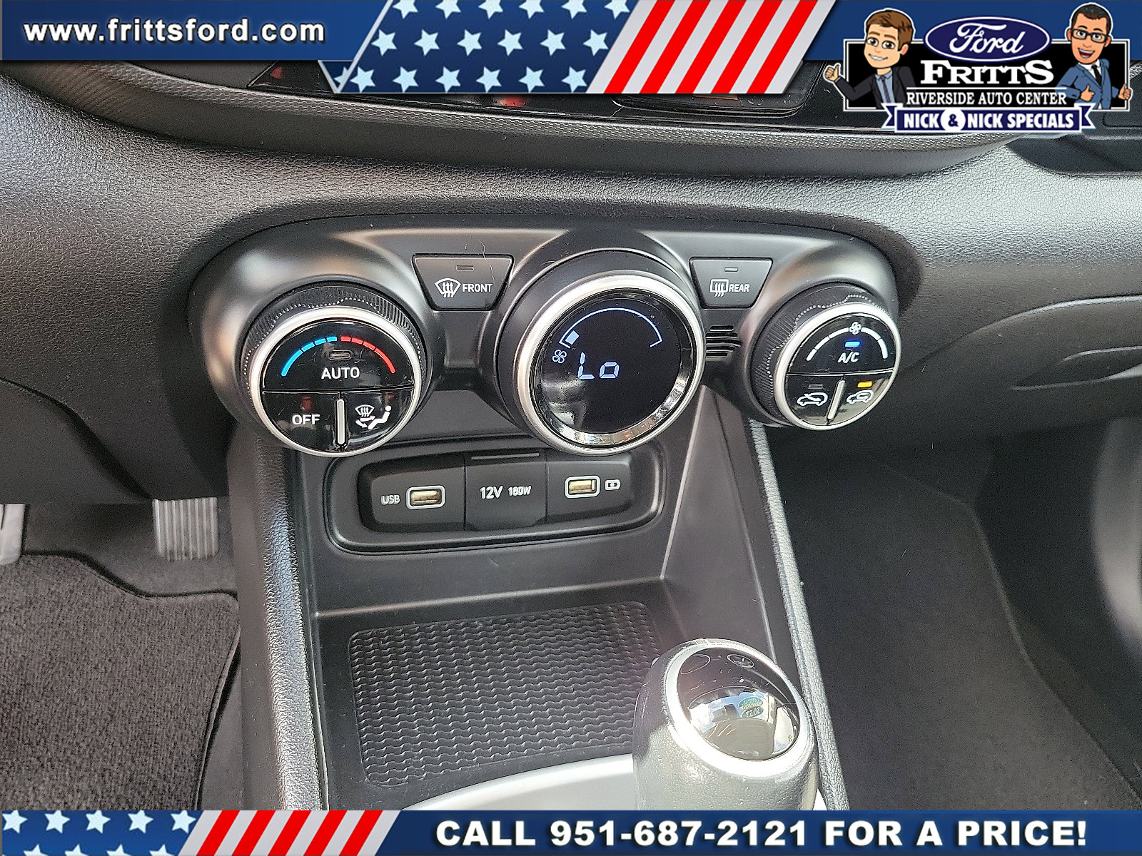 Used 2022 Hyundai Venue SEL w/ Cargo Package FWD image 9