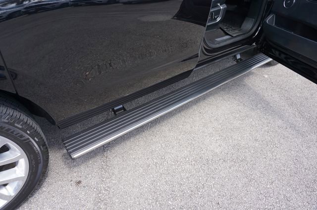 Certified 2019 Ford Expedition Max Platinum RWD image 19