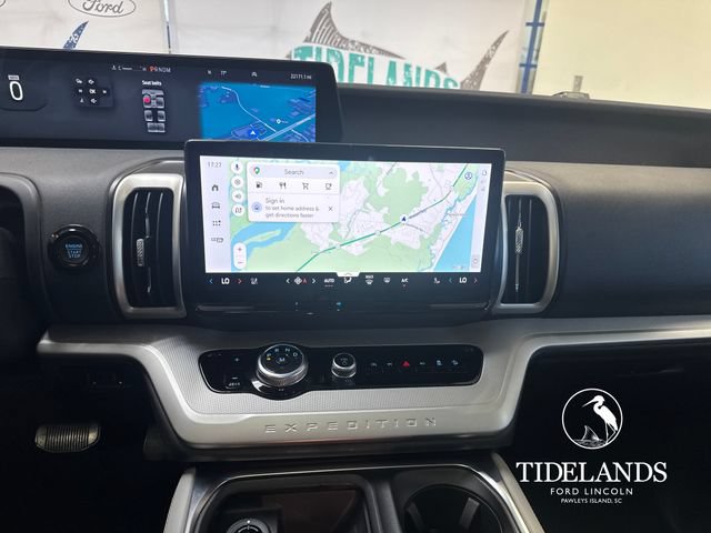 Certified 2025 Ford Expedition Active AWD/4WD image 22