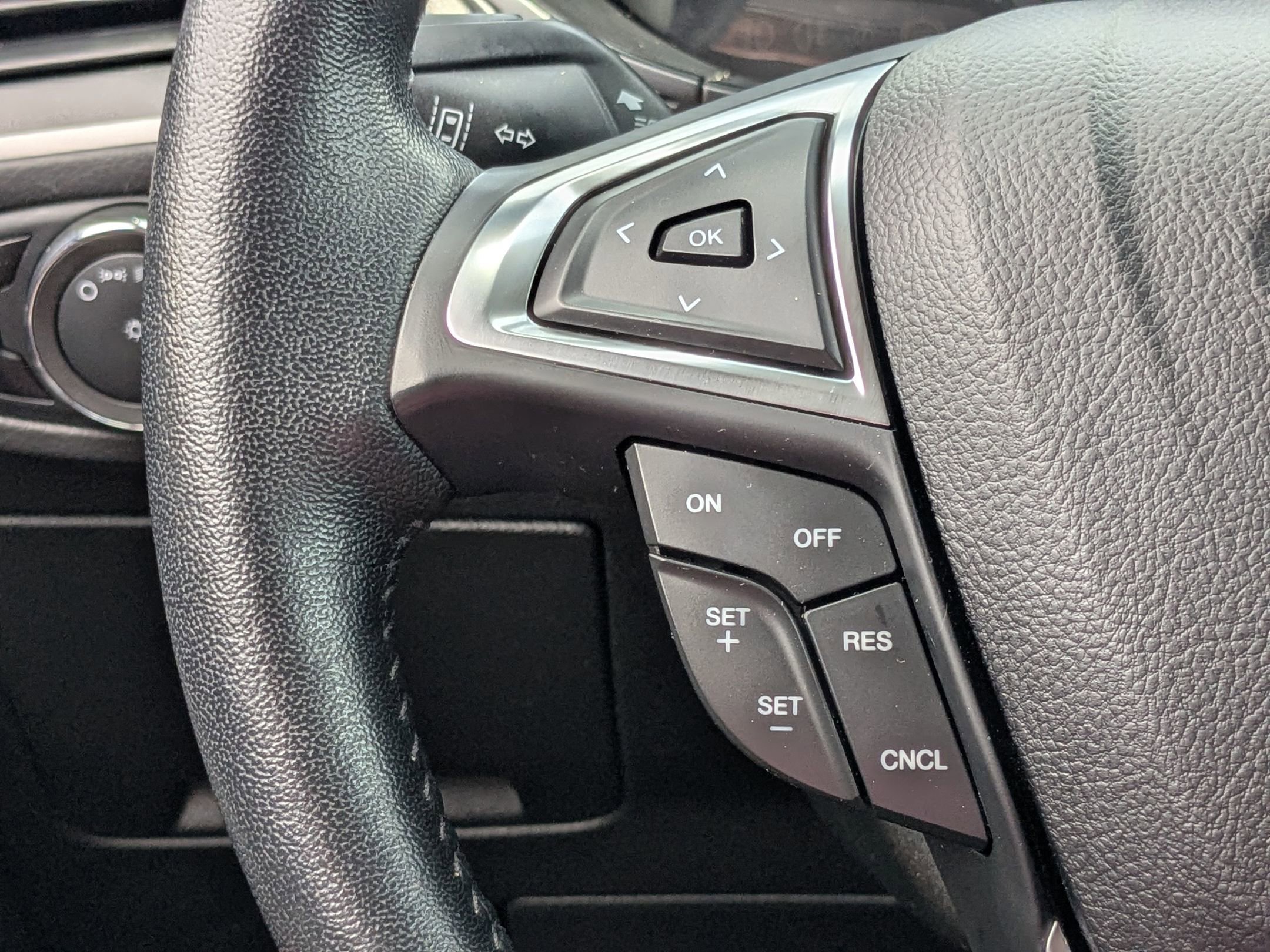 Certified 2023 Ford Edge SEL w/ Convenience Package image 16