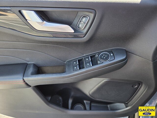 Certified 2023 Ford Escape ST-Line w/ Tech Pack #1 FWD image 18