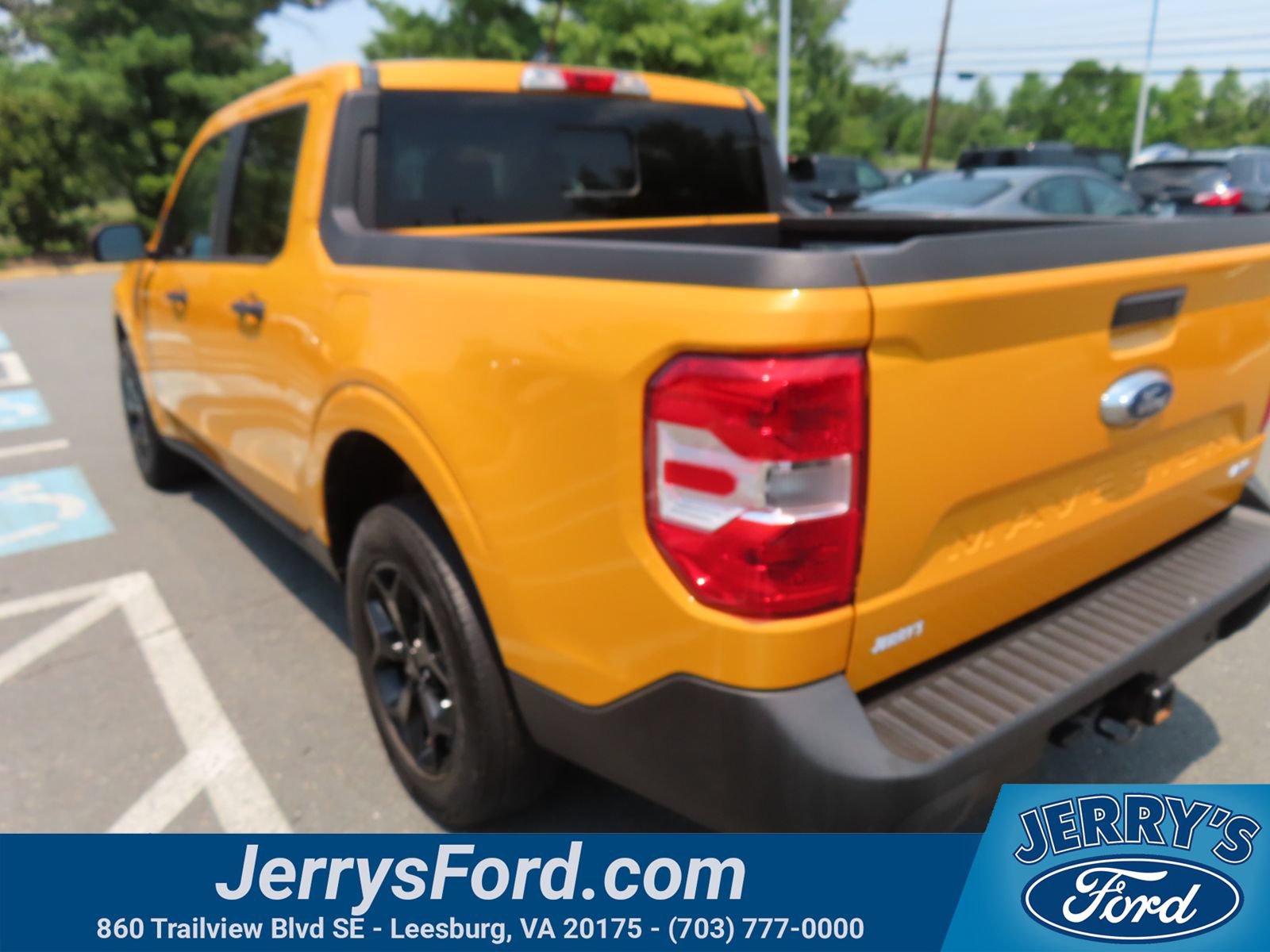 Certified 2022 Ford Maverick XLT w/ Equipment Group 300A Standard AWD/4WD image 12