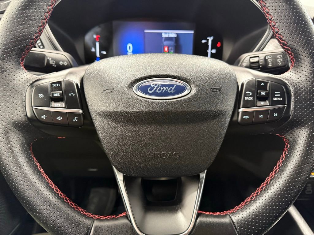 Certified 2025 Ford Escape ST-Line image 41