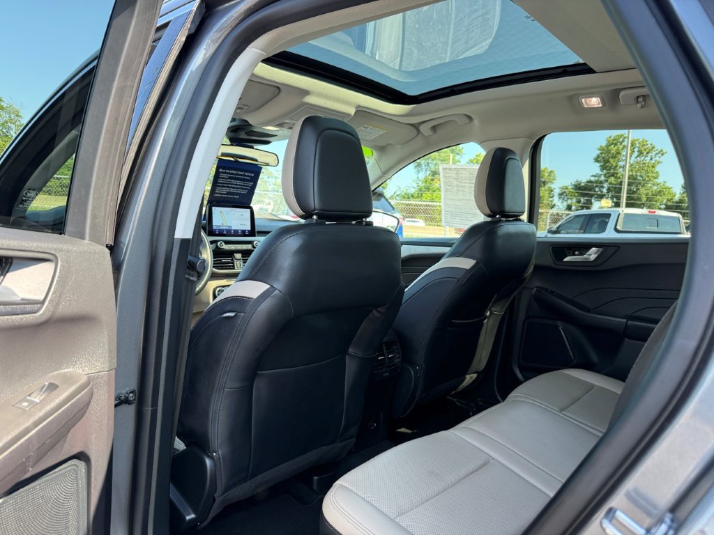 Certified 2021 Ford Escape SEL AWD/4WD image 16