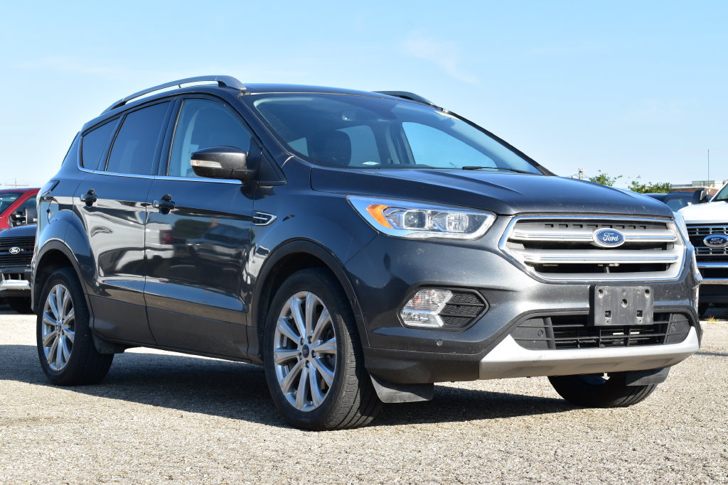 Certified 2018 Ford Escape Titanium FWD image 3