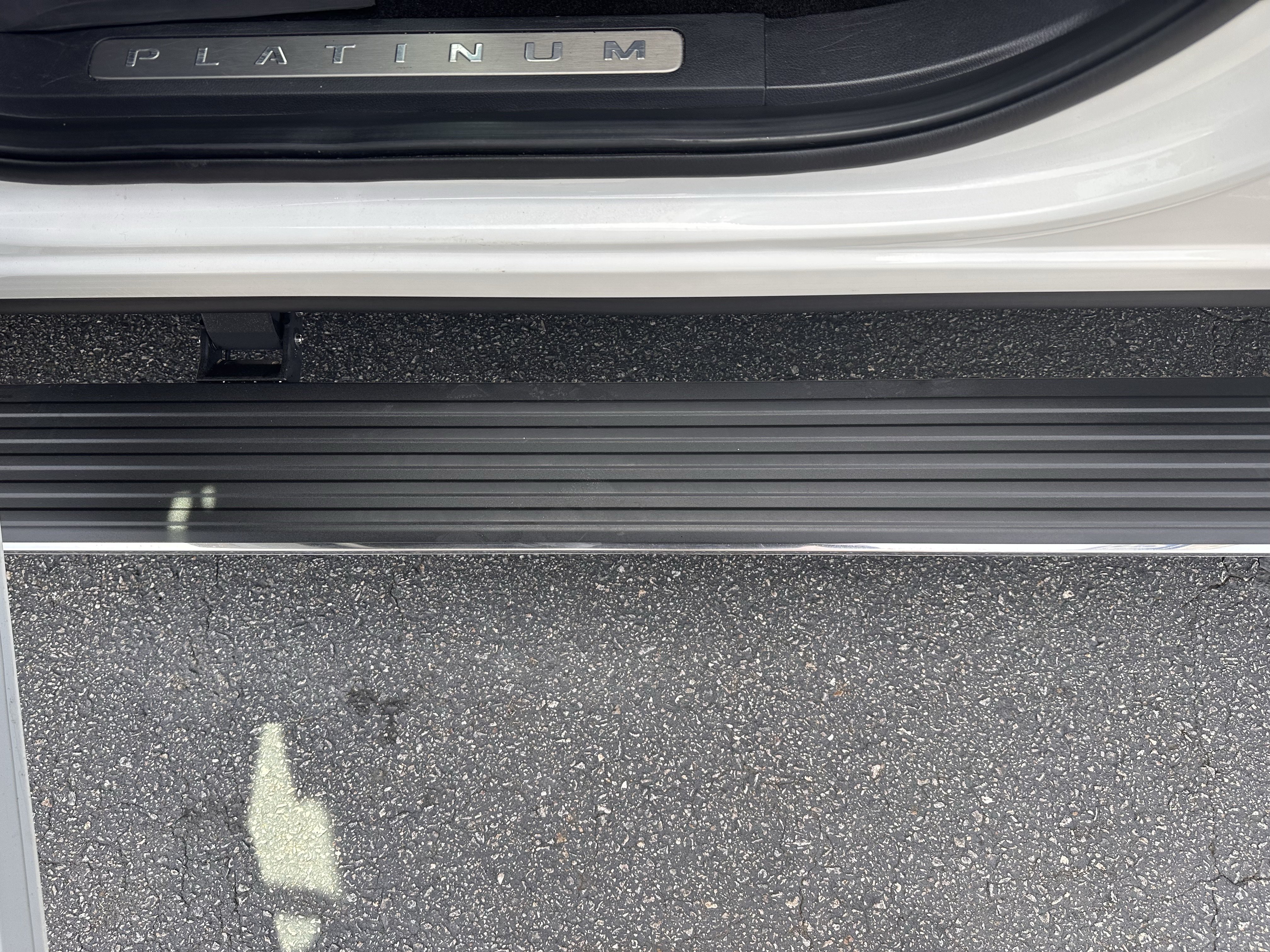 Certified 2022 Ford Expedition Platinum AWD/4WD image 11
