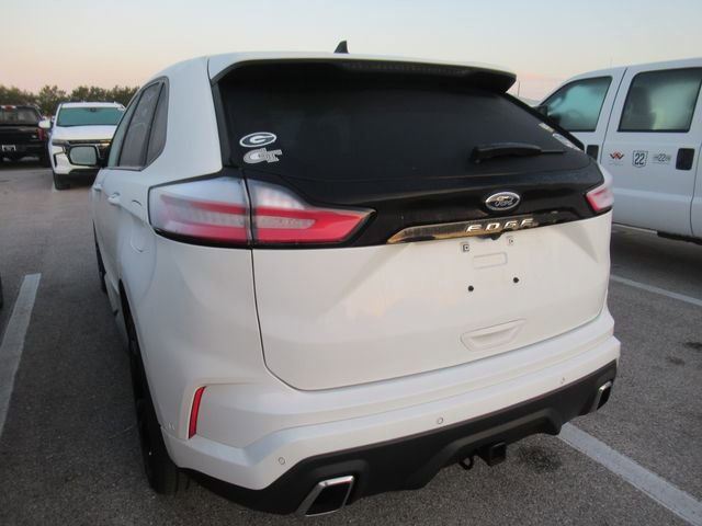 Certified 2023 Ford Edge ST w/ Equipment Group 401A AWD/4WD image 4