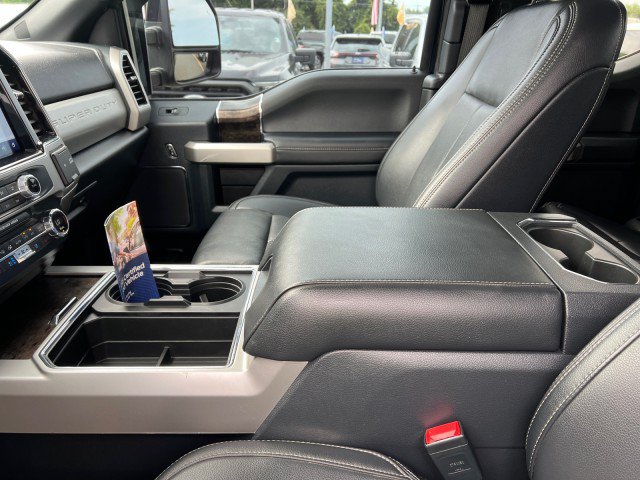 Certified 2022 Ford F350 Lariat w/ Lariat Value Package AWD/4WD image 17