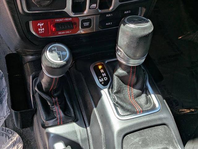 Used 2019 Jeep Wrangler Unlimited Rubicon AWD/4WD image 12