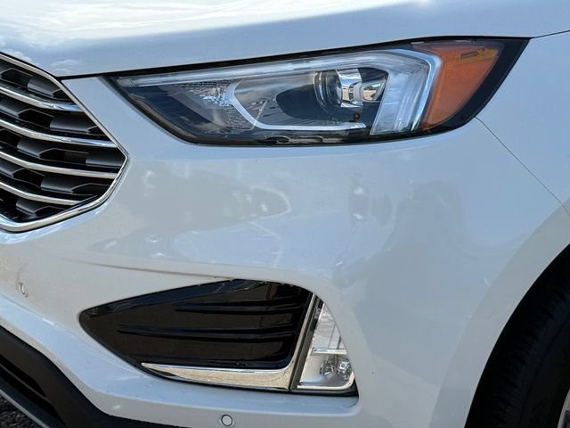 Certified 2021 Ford Edge Titanium AWD/4WD image 26