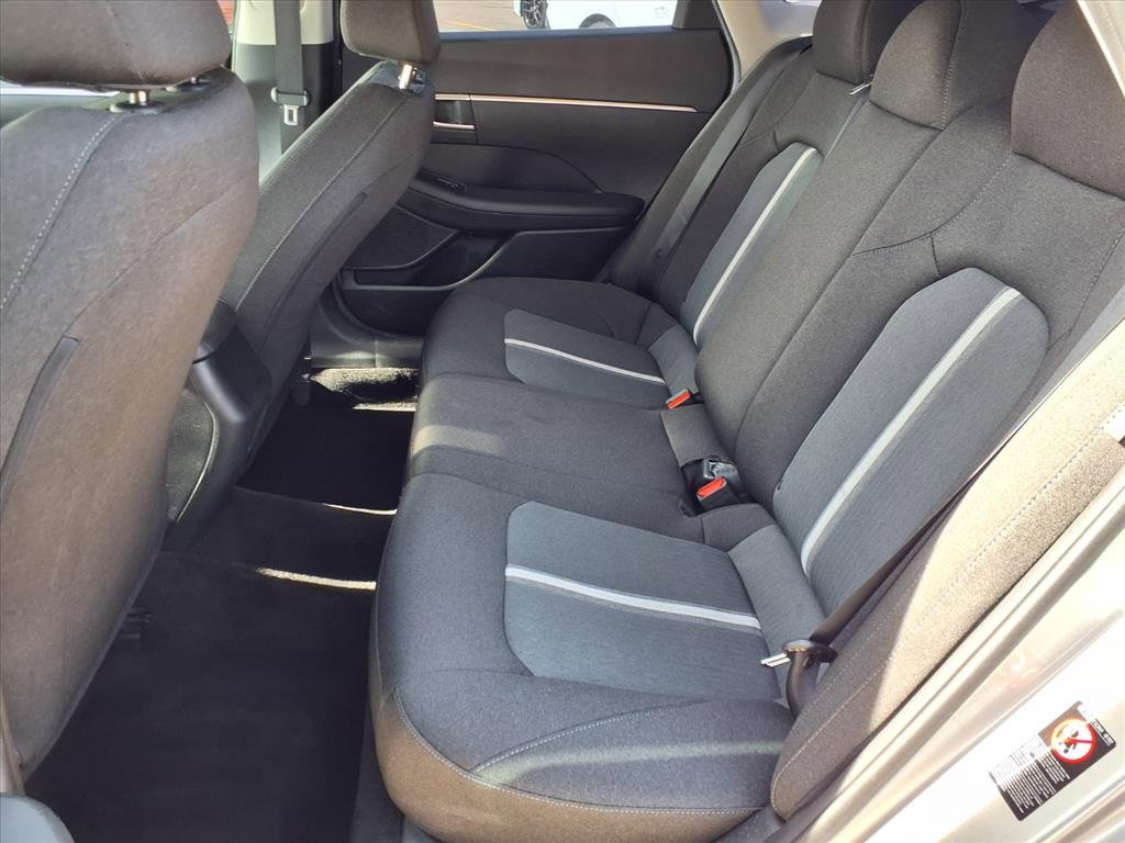 Used 2021 Hyundai Sonata SE image 25