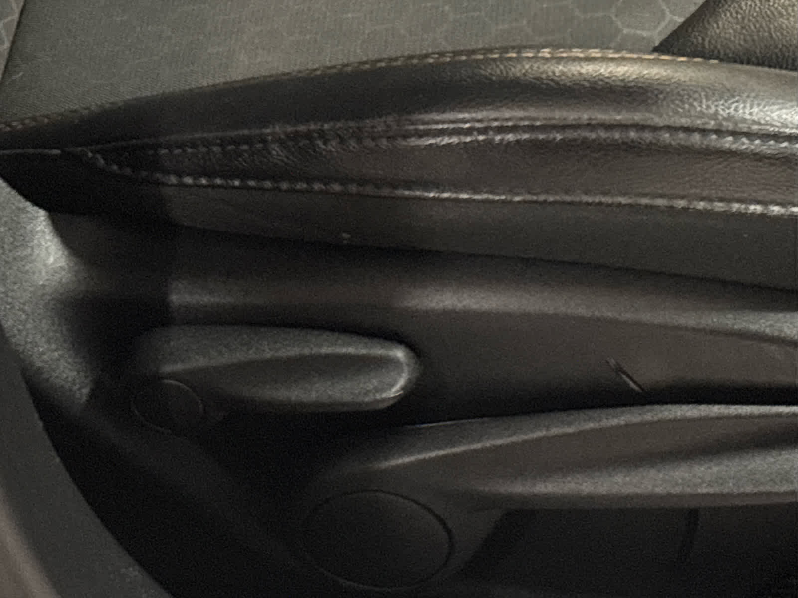 Used 2018 Jeep Compass Latitude w/ Cold Weather Group image 43