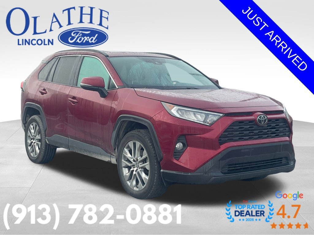 Used 2020 Toyota RAV4 XLE Premium image 1