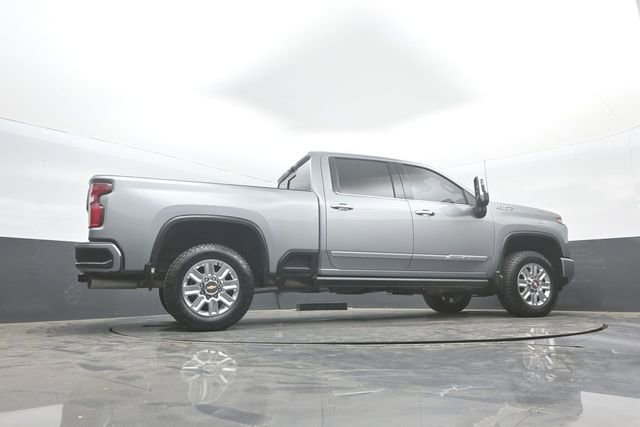 Used 2024 Chevrolet Silverado 2500 High Country w/ High Country Premium Package AWD/4WD image 43