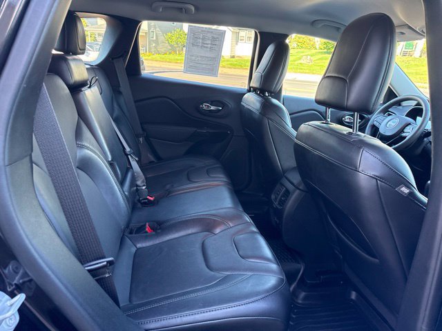 Used 2023 Jeep Cherokee Altitude Lux AWD/4WD image 37
