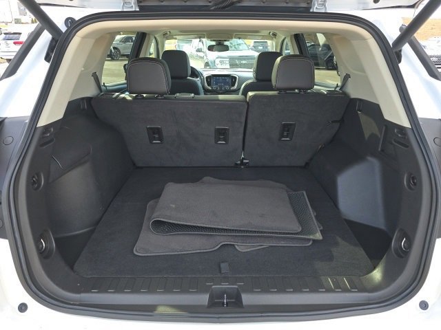 Used 2022 GMC Terrain Denali w/ Denali Premium Package image 16