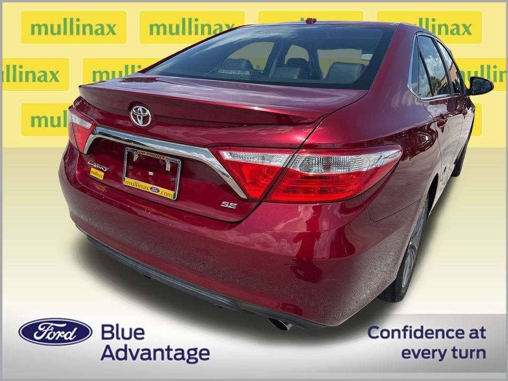 Used 2017 Toyota Camry SE FWD image 4