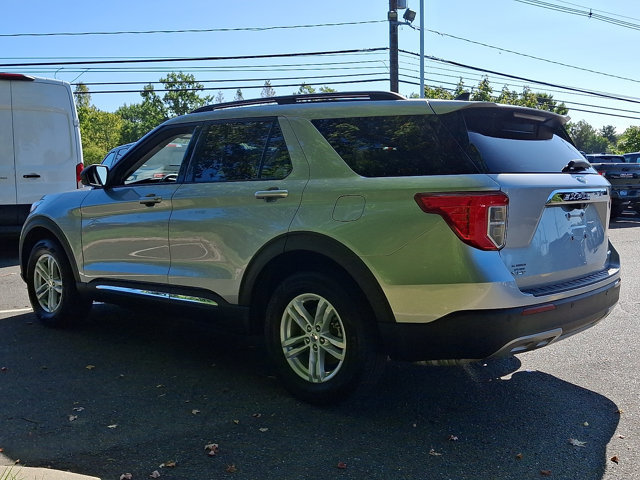 Certified 2024 Ford Explorer XLT w/ Equipment Group 202A AWD/4WD image 7