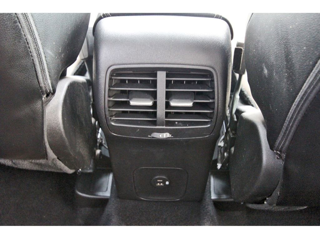 Certified 2022 Ford Escape SEL FWD image 15