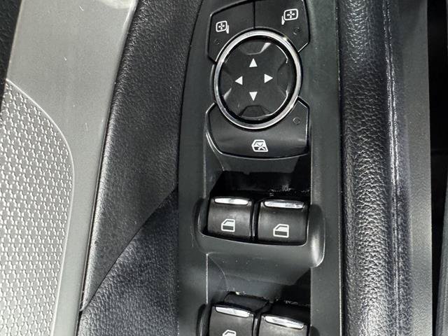 Certified 2017 Ford Explorer XLT w/ Equipment Group 202A AWD/4WD image 37