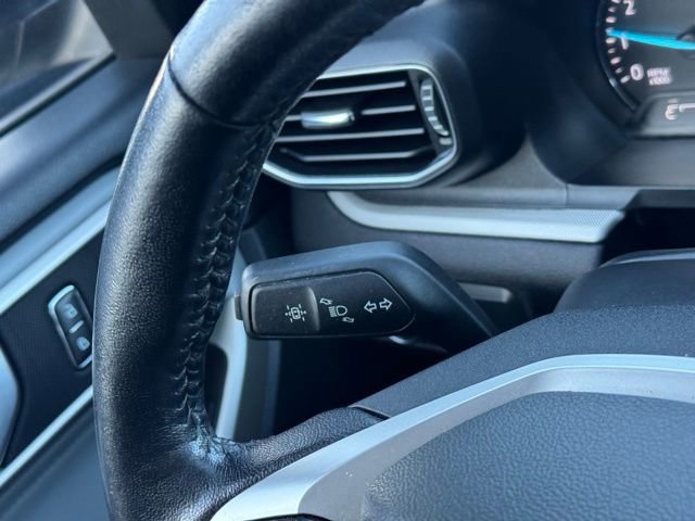 Certified 2022 Ford Explorer XLT w/ Equipment Group 202A AWD/4WD image 34