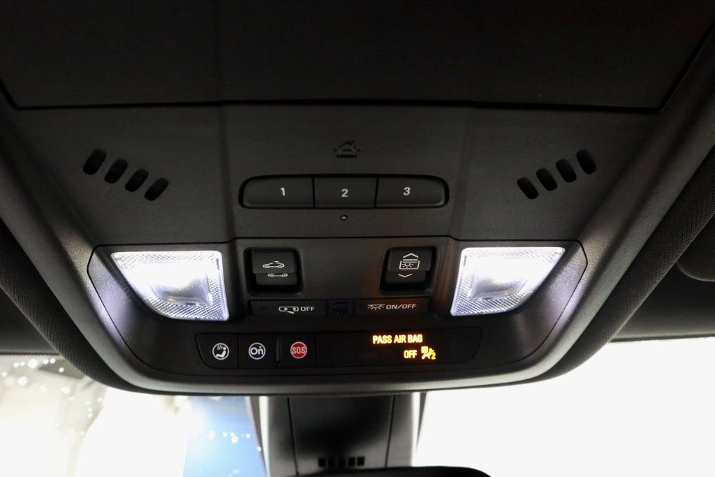 Used 2021 Chevrolet Blazer RS w/ Enhanced Convenience Package image 26