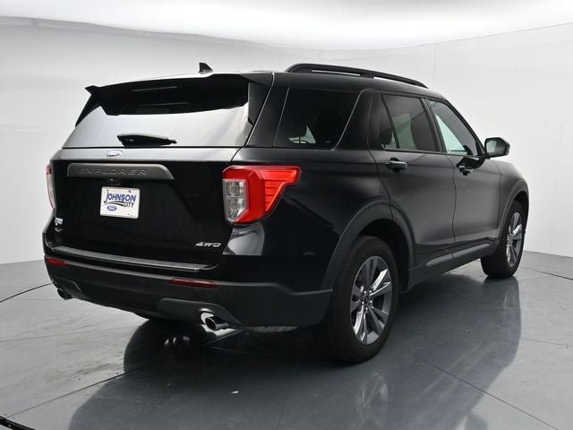 Certified 2024 Ford Explorer XLT w/ Equipment Group 202A AWD/4WD image 9