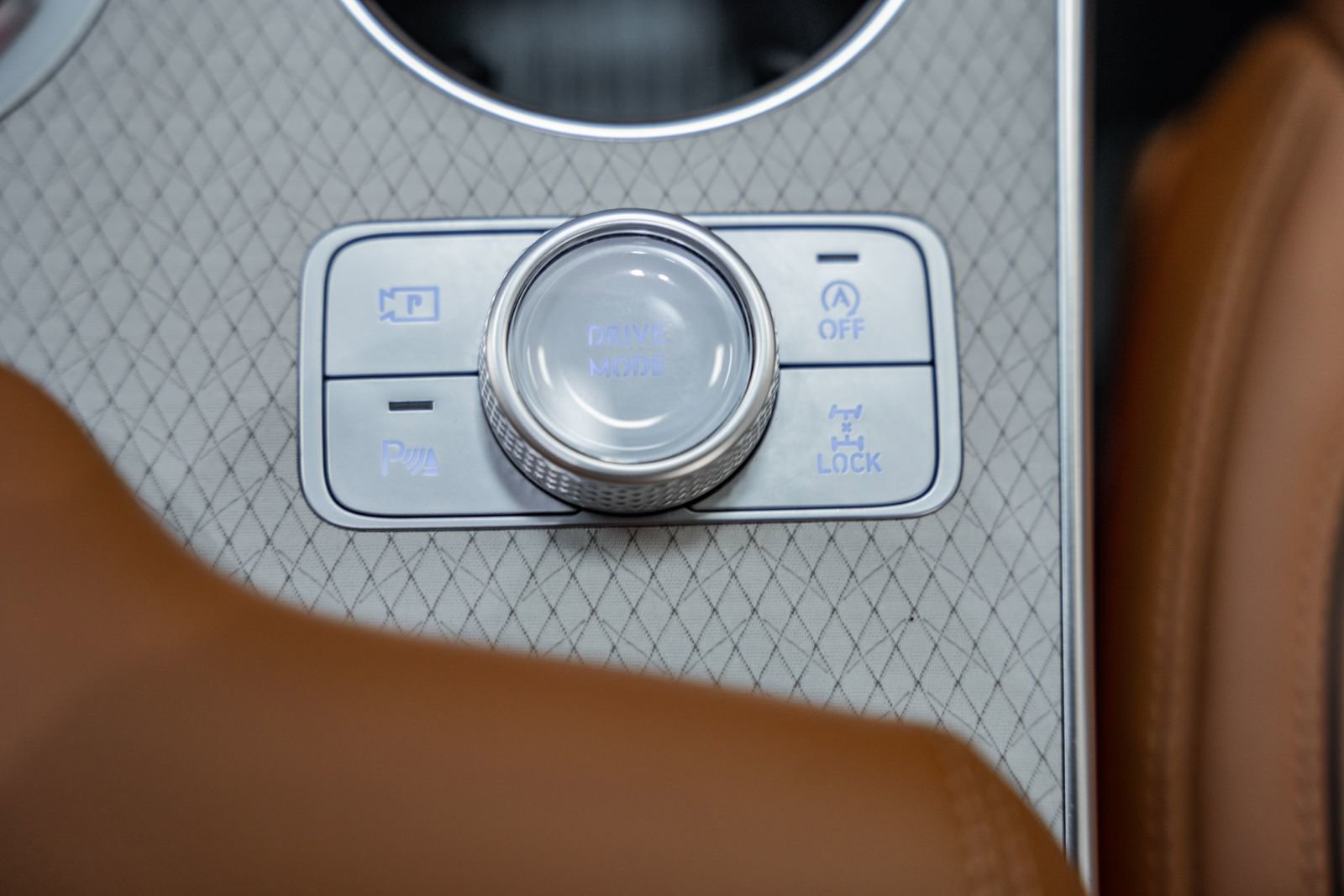 Used 2025 Genesis GV80 2.5T Prestige image 30