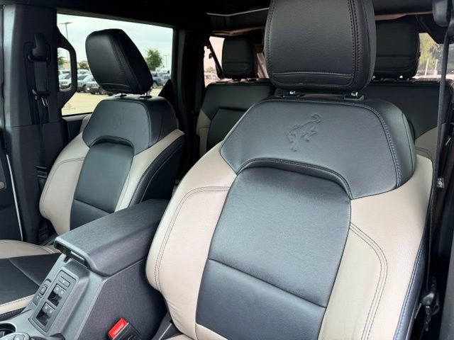 Certified 2023 Ford Bronco Wildtrak AWD/4WD image 10