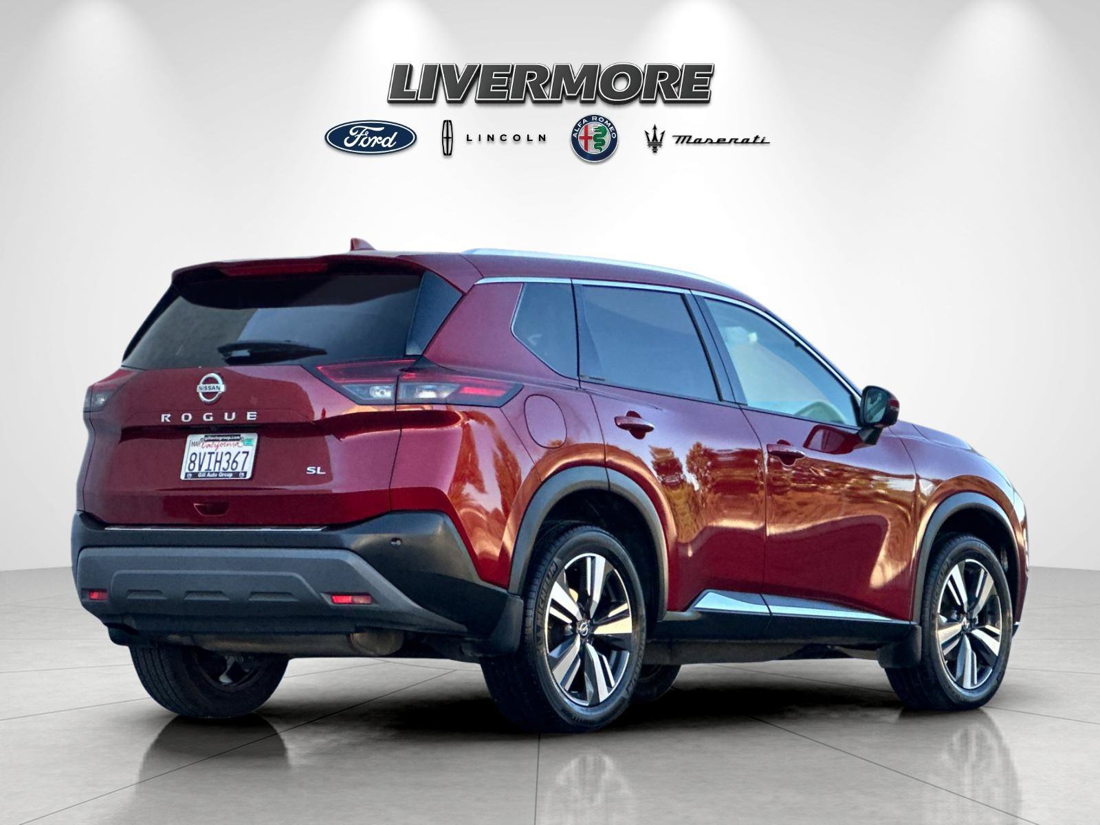 Used 2021 Nissan Rogue SL w/ Premium Package FWD image 3