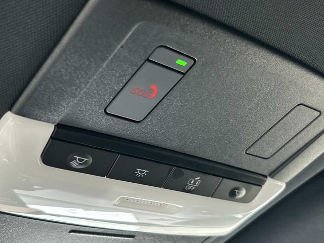 Used 2025 Nissan Pathfinder Rock Creek AWD/4WD image 41