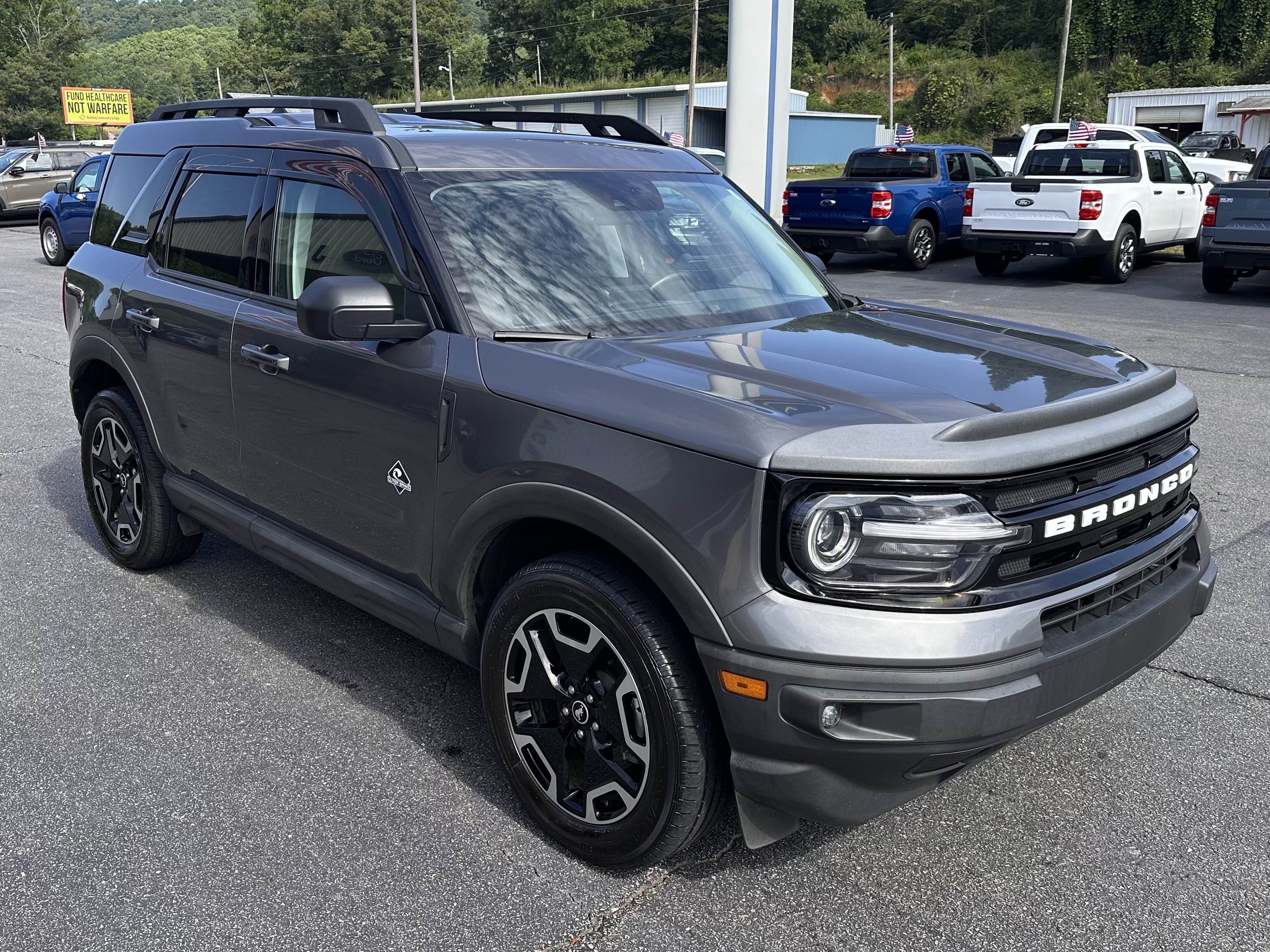Certified 2023 Ford Bronco Sport Outer Banks AWD/4WD image 4