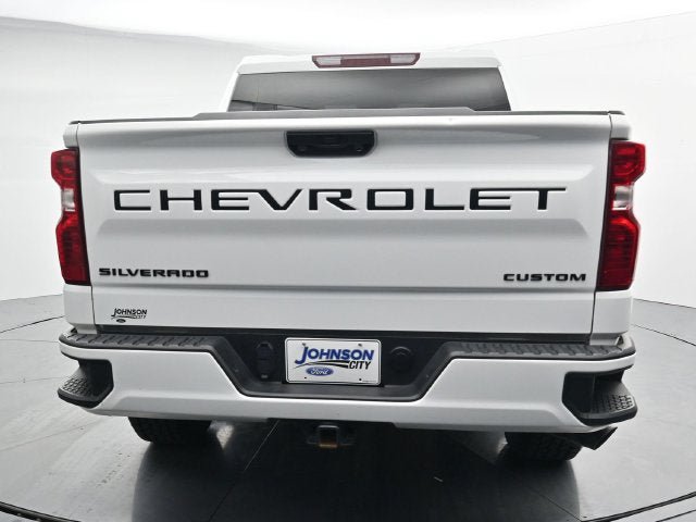 Used 2025 Chevrolet Silverado 1500 Custom w/ Turbomax Blackout Package AWD/4WD image 7