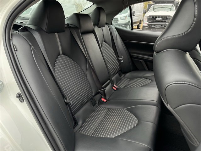 Used 2024 Toyota Camry SE image 27