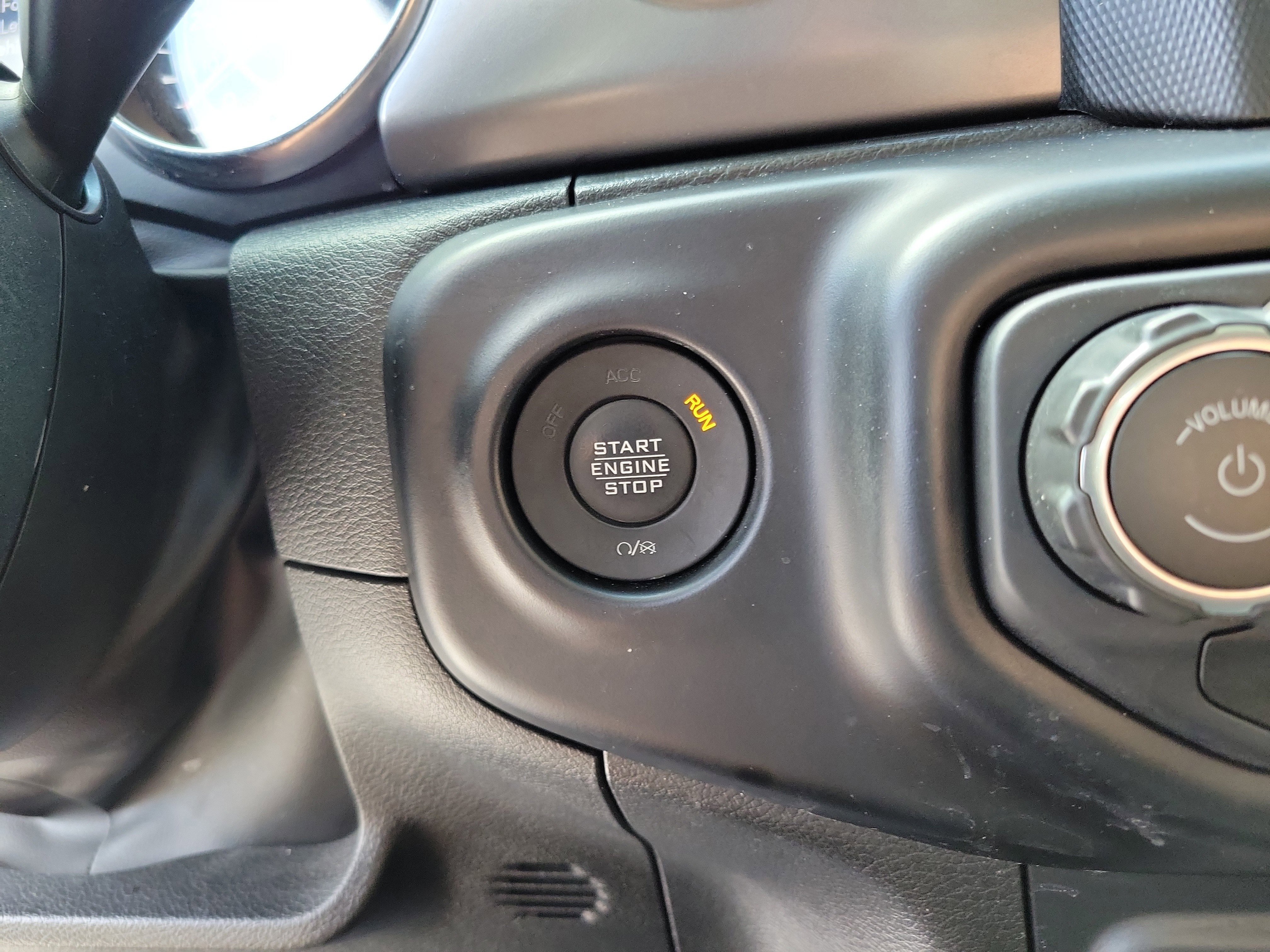 Used 2022 Jeep Wrangler Unlimited Sport image 17