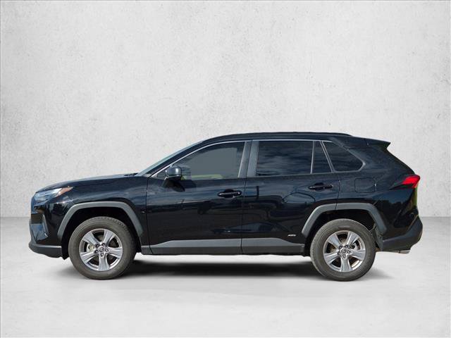 Used 2024 Toyota RAV4 LE AWD/4WD image 8