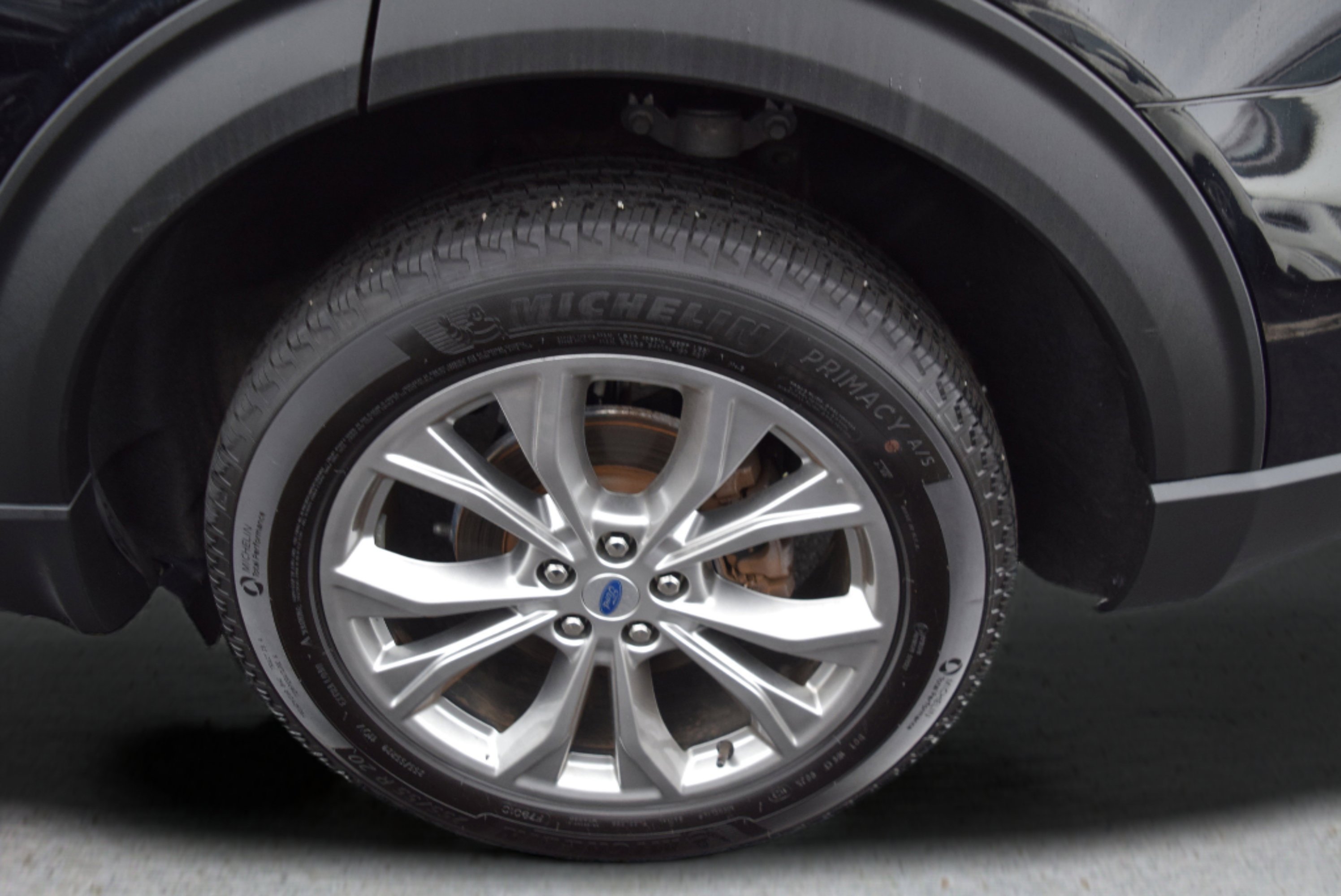 Certified 2023 Ford Explorer XLT w/ Equipment Group 202A image 7