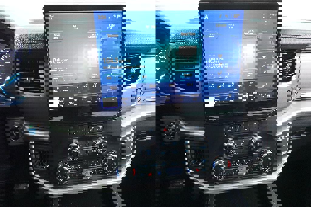 Certified 2023 Ford Expedition Max XLT image 14