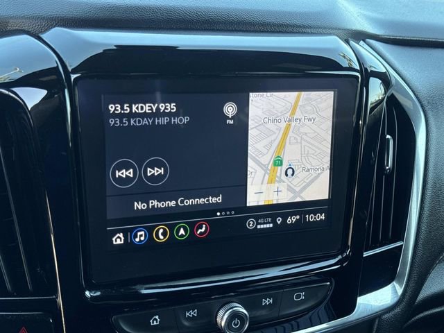 Used 2023 Chevrolet Traverse RS FWD image 12