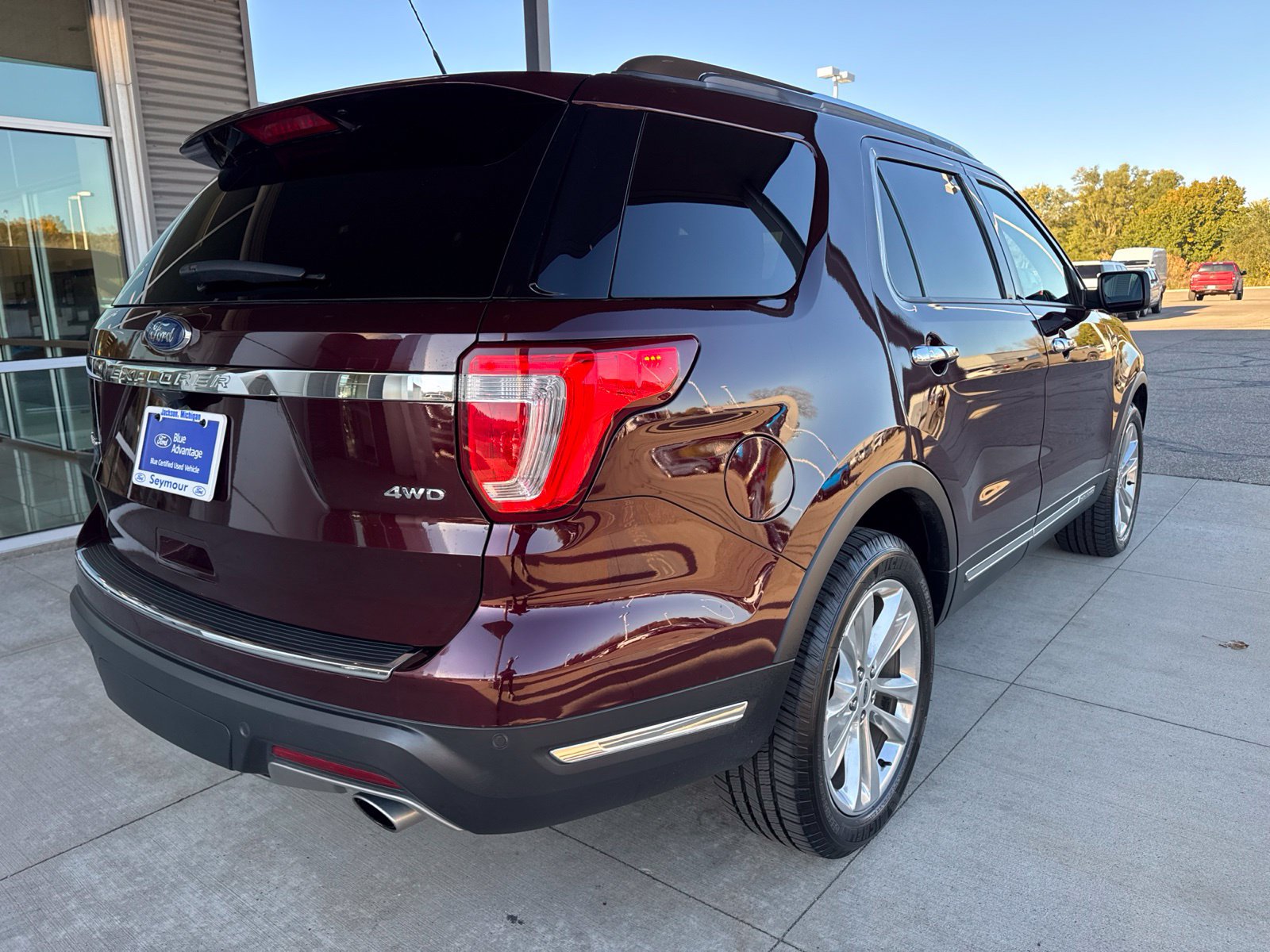 Certified 2019 Ford Explorer Limited w/ Ford Safe & Smart Package AWD/4WD image 8