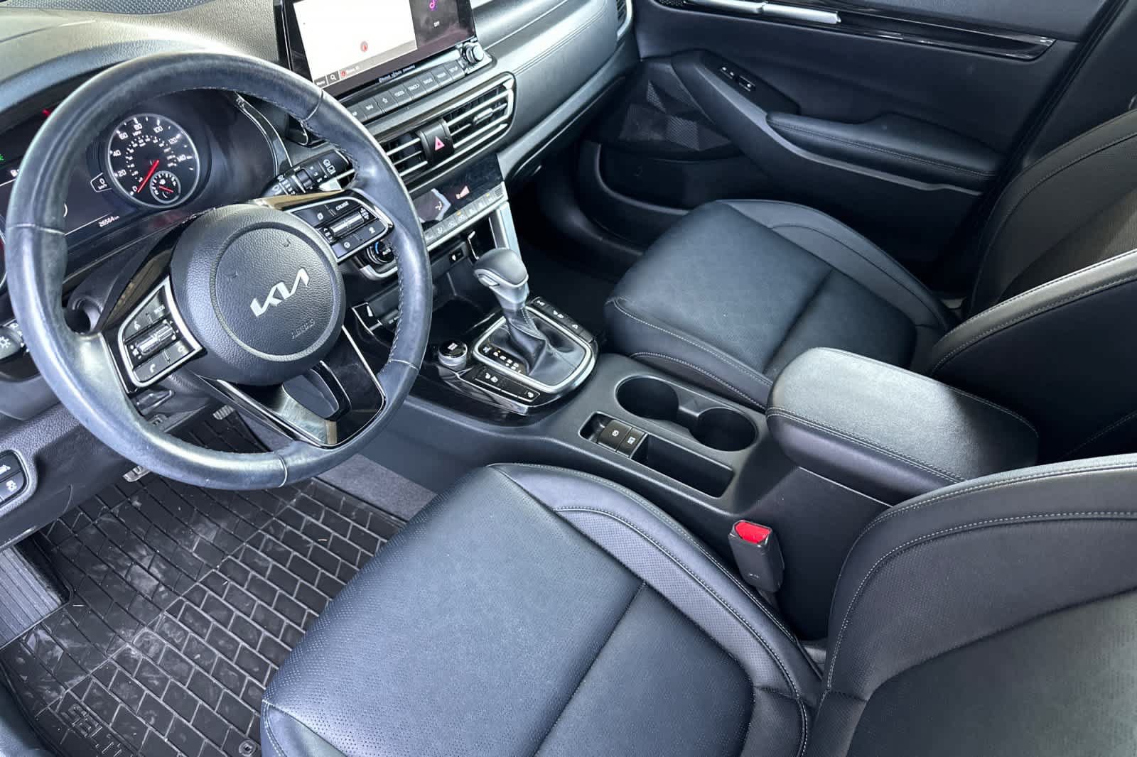 Used 2023 Kia Seltos EX AWD/4WD image 11