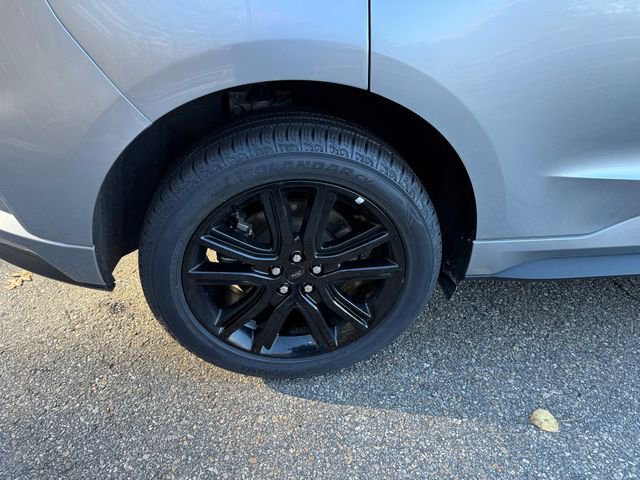 Certified 2022 Ford Edge ST-Line AWD/4WD image 29